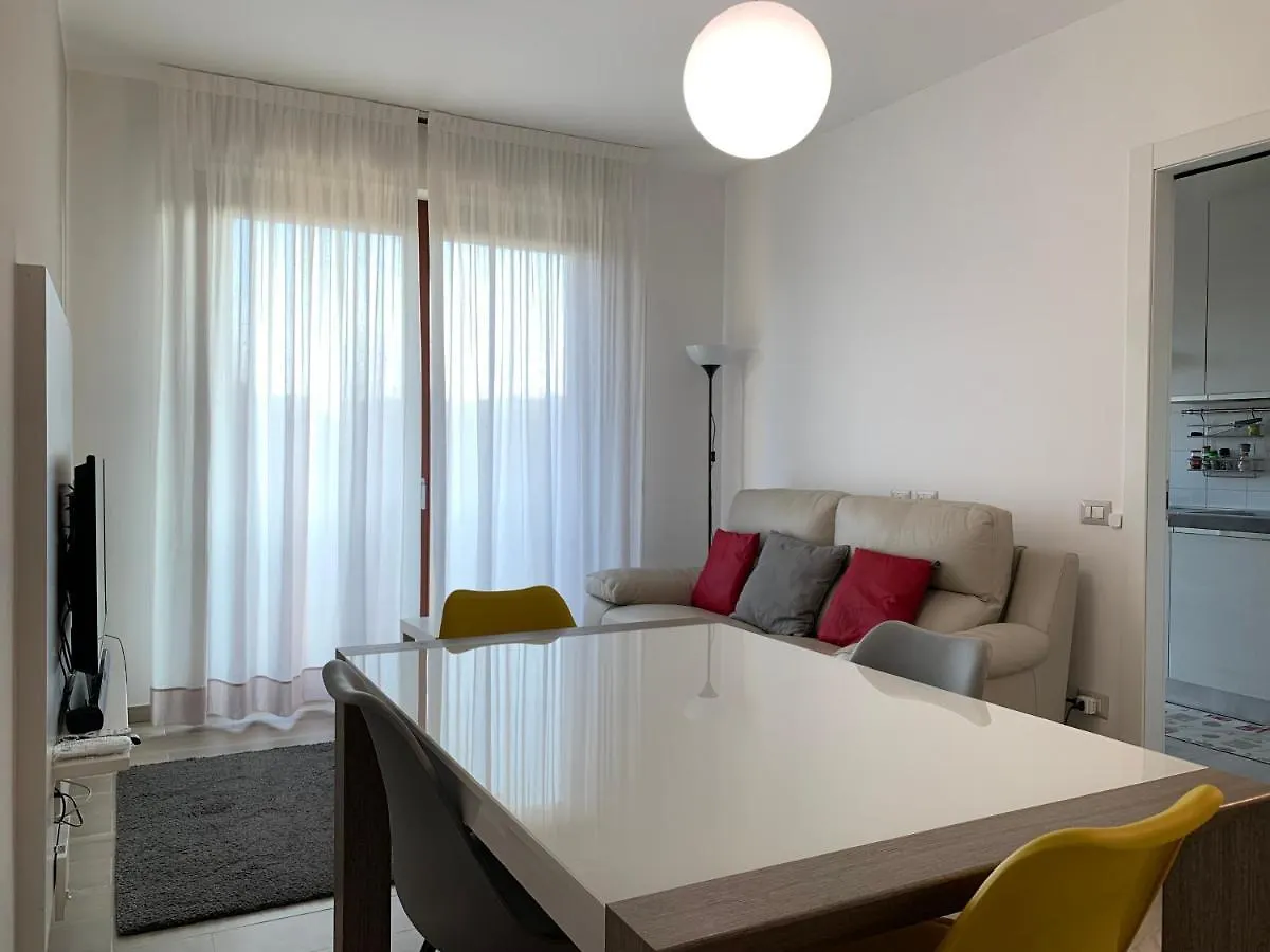 Appartamento Trilocale in Zona Bocconi/Navigli Milano